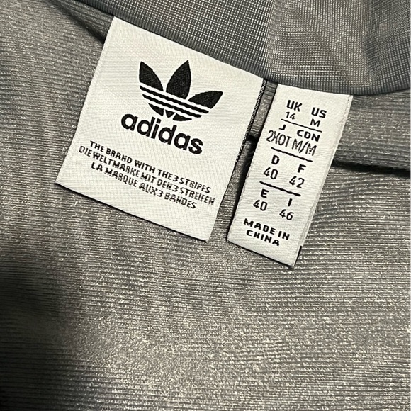 Adidas jacket - Picture 4 of 4